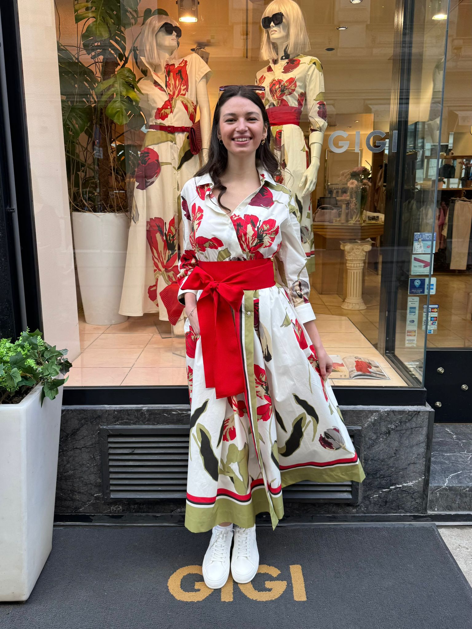 Sara Roka Kleid mit Tulpenprint