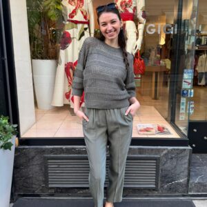 Eukalyptusgrüner Strickpullover von Peserico aus leichtem, offen gestricktem Baumwollmaterial mit dezenten Pailletten